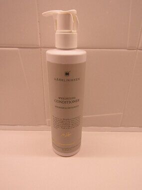 HARKLINIKKEN Weightless Conditioner--New 9.81 oz Bottle